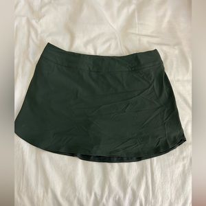 Green outdoor voices skirt size small